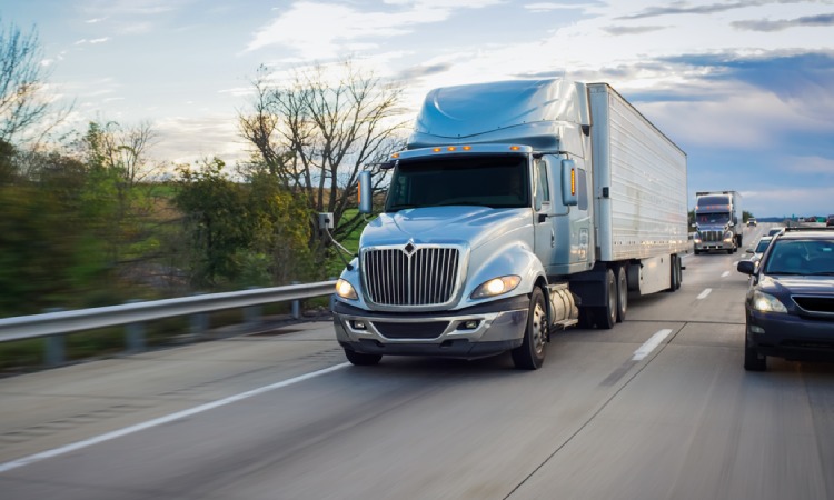 Bahaya blind spot truck, Sumber: truittlawoffices.com