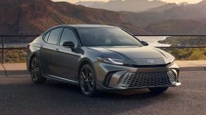 Toyota Camry yang banyak digemari, Sumber: longueuiltoyota.ca