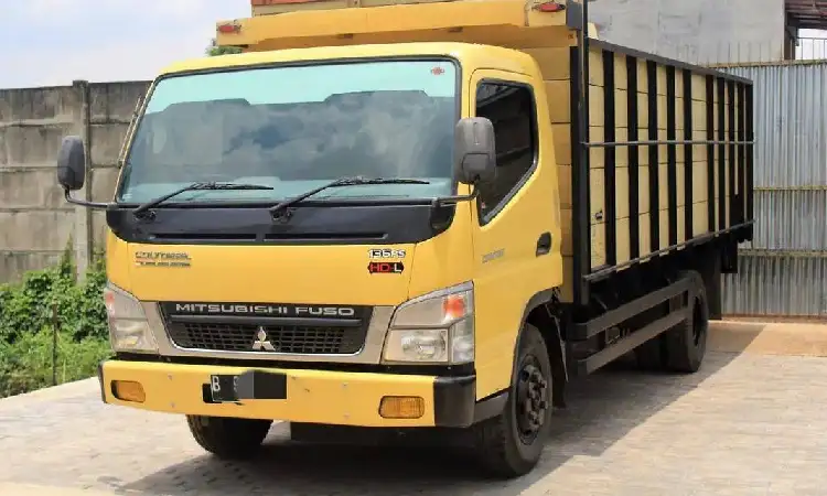 Truk Colt Diesel Double, Sumber: quicksell.co